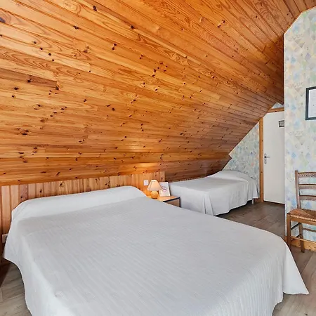Ferme De La Ruette-chambres D'hotes 2* Courtils